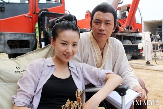 ����������