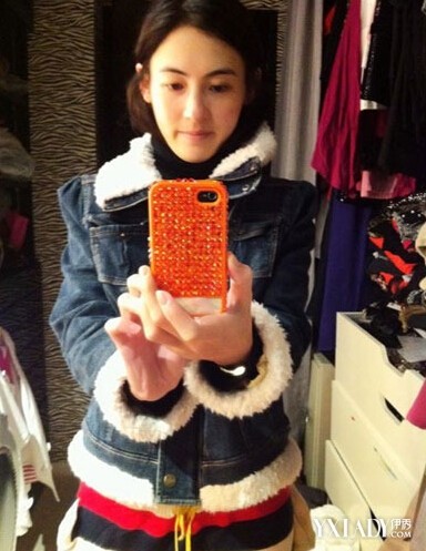 ����������