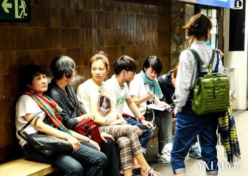 ����������