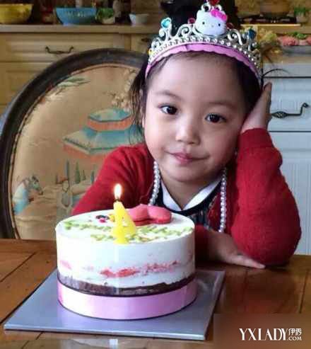 ��ޱŮ������