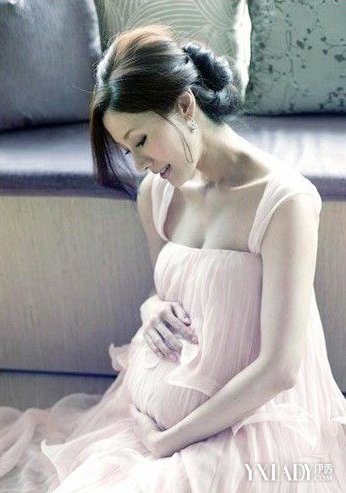 ���ݴ�����и���