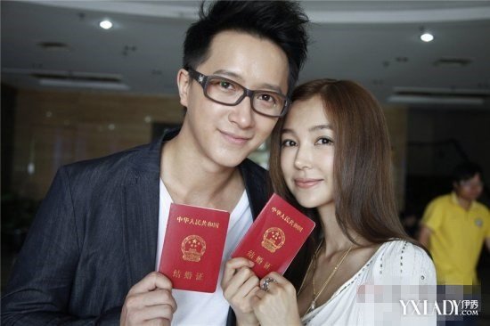 ���������Ÿ�Ů��