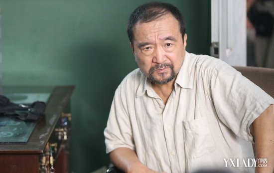 ������ͷ������Ӿ�