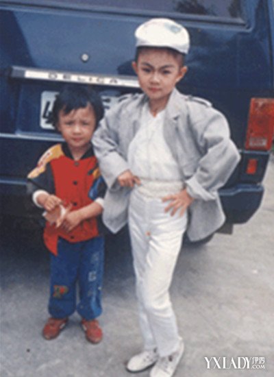 卓依婷的弟弟 卓依婷的弟弟