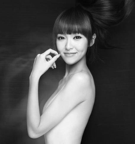 ���̵���