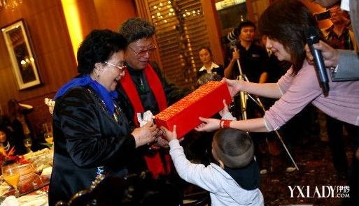 �����ְ���˭